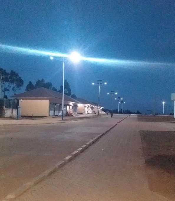 邹城市非洲科特迪瓦太阳能路灯工程